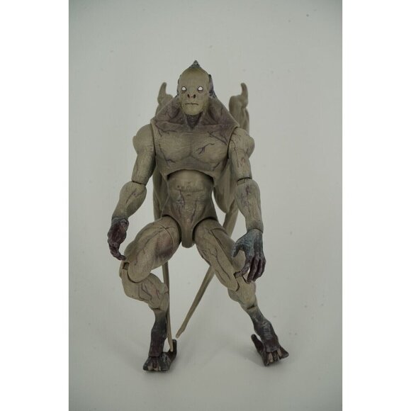 DC Universe Classics Bat Creature Batman v Superman Multiverse #100 - Picture 1 of 6